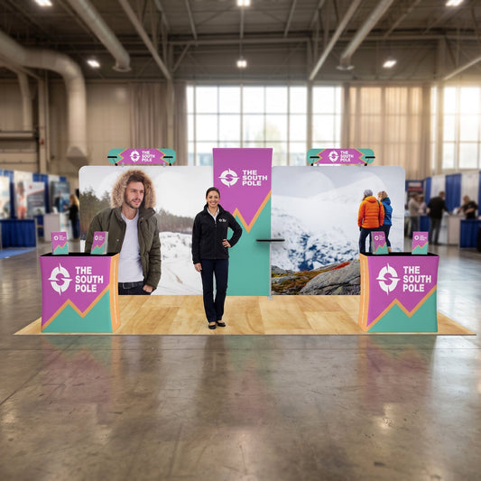 10x20 Trade Show Booth with Curved Media Wall