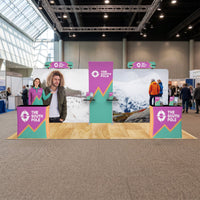 10x20 Trade Show Booth with Curved Media Wall