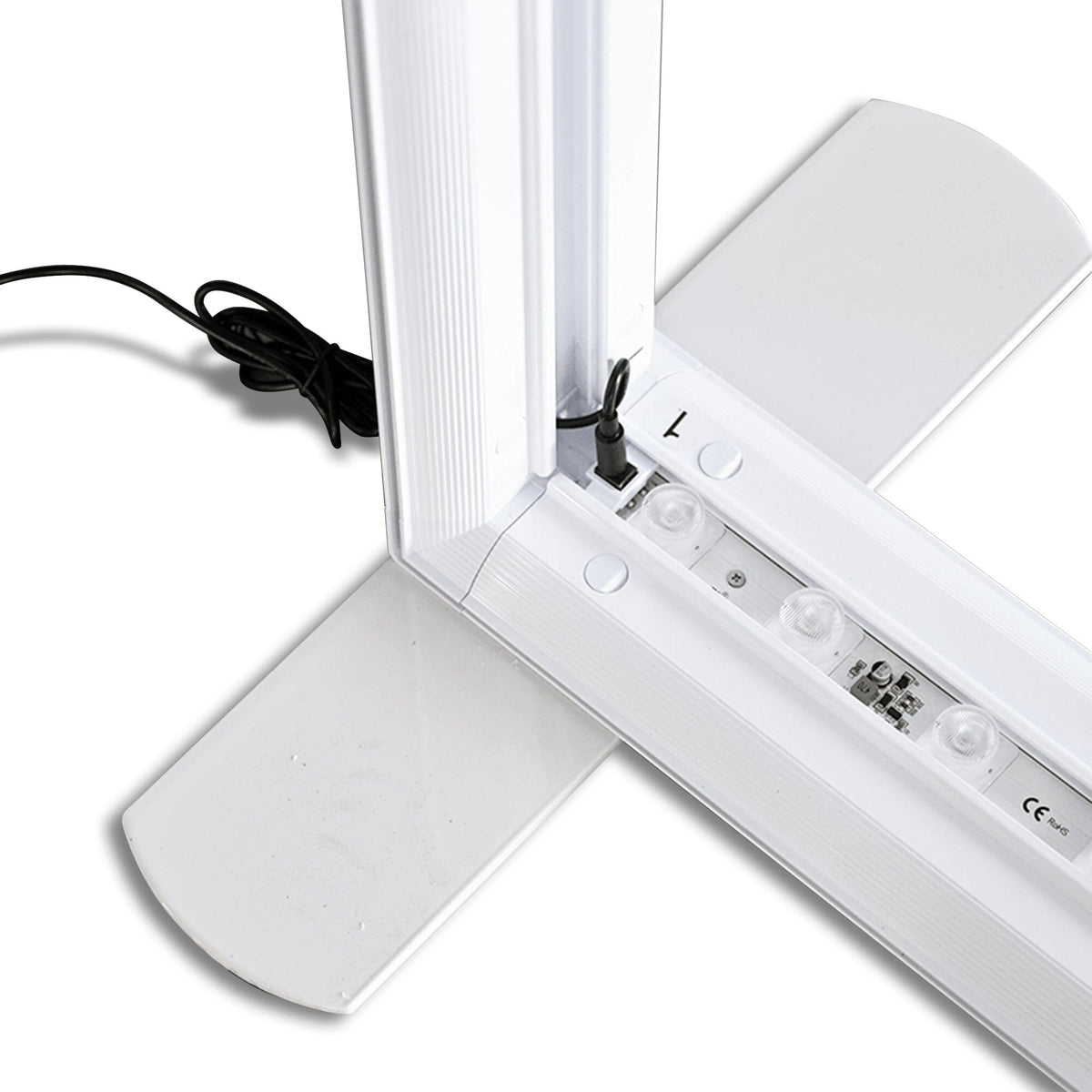 ts-shot-seg-SEG-Backlit-Trade-Show-Counter-4